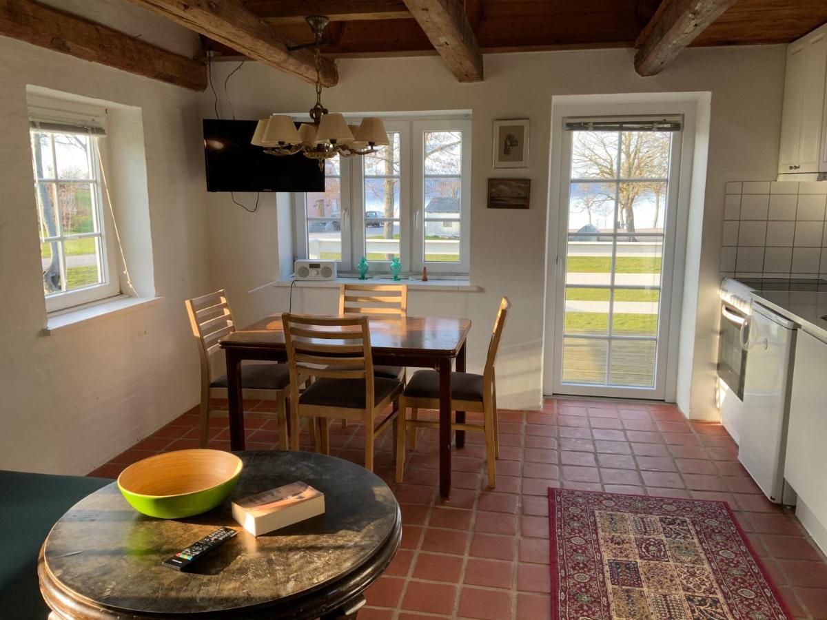 Loff Holiday Houses Обенро Екстериор снимка